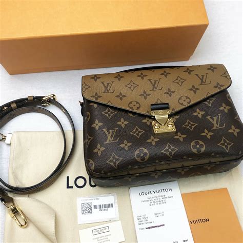 louis vuitton reverse pochette metis|borse louis vuitton prezzo.